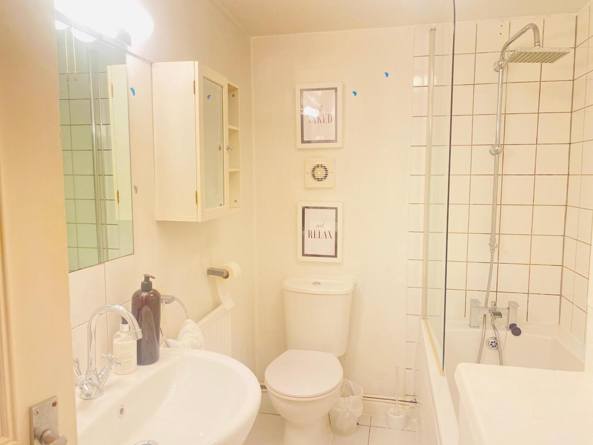 Stunning, Stylish Garden Flat In The Heart Of Wimbledon Apartment London Bagian luar foto